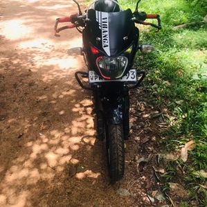 Bajaj Pulsar 180 2009 - Image 2
