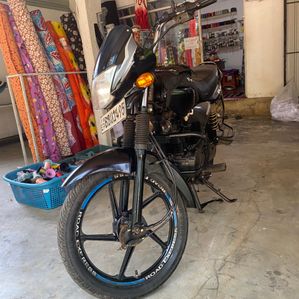 Bajaj Platina 2014 - Image 2