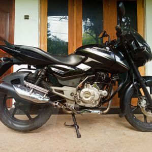 Bajaj Pulsar 150 2015 - Image 3