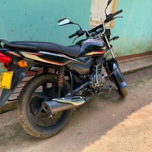 Bajaj Platina 2015 - Image 2