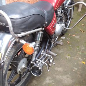 Suzuki GN 125 1996 - Image 2