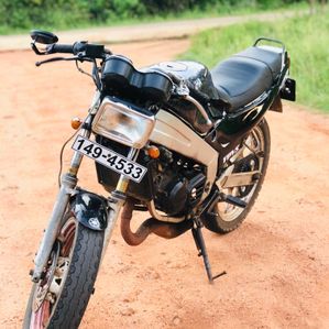 Yamaha TZR 1991 - Image 3