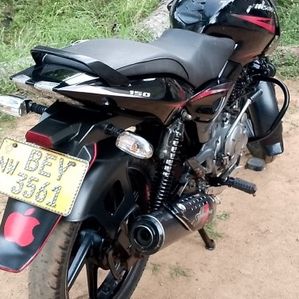 Bajaj Pulsar 150 2017 - Image 2