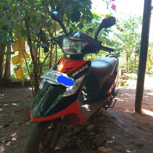 TVS Streak Scooty 2012 - Image 2