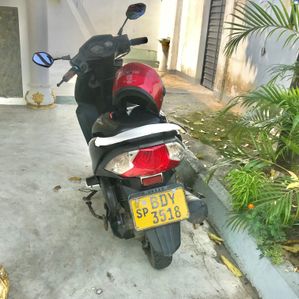 Honda Dio 2014 - Image 3