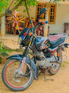 Bajaj CT100 2015