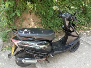 Bajaj Kristal 2010