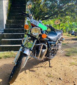 Suzuki GS 125 2002