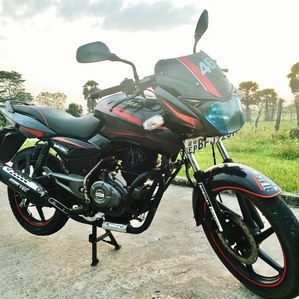 Bajaj Pulsar 150 2017 - Image 3