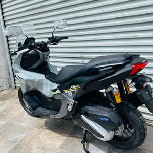 Honda PCX ADV 160 2025 - Image 2