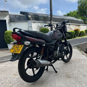 Bajaj Platina 2010 - Image 2