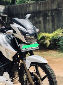 TVS Apache RTR 180 2016