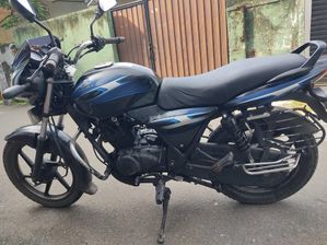 Bajaj Discover 2005