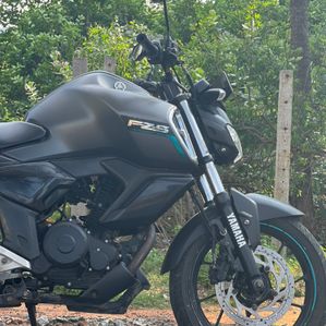 Yamaha FZS V3 2020 - Image 2