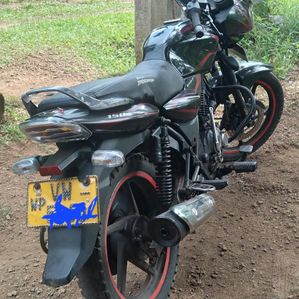Bajaj Discover 150 2010 - Image 3