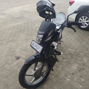Bajaj Platina 2019 - Image 2