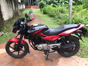 Bajaj Pulsar 150 2015