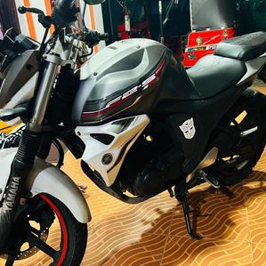 Yamaha FZ S 2016 - Image 2