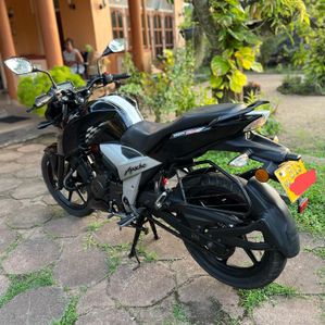 TVS Apache RTR 2018 - Image 2