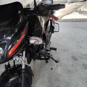 Bajaj Pulsar 150 2019 - Image 2