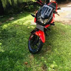 Honda CBF STUNNER 2013 - Image 2