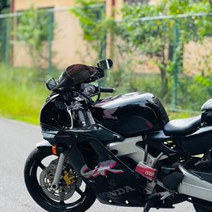 Honda CBR 250RR 2009 - Image 3