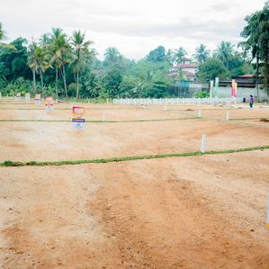 Land for sale in yakkala city - Image 4