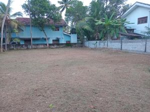 මාතර සුජාතා, රාහුල පාසල් සිමාවෙන් ඉඩමක් for sale in Matara, Matara