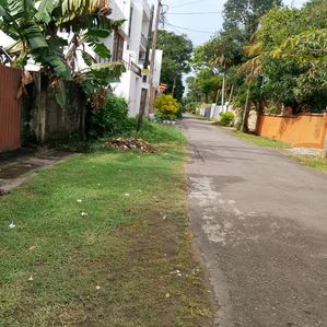18P Prime Residential Land for Sale in Rathmalana, Sirimal Uyana - Image 2