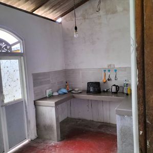 Land with House for Sale in Kalapaluwawa, Rajagiriya - Image 4