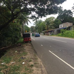 කොළඹ - නුවර ප්‍රධාන මාර්ගයට මුහුණලා ඉඩමක් විකිණීමට - Image 2