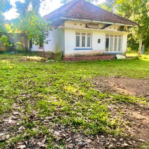 Residential Land for Sale in the Heart of Talawatugoda - Image 4