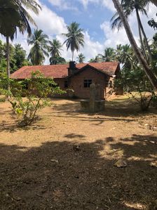 ලුණුවිල පර්චස් 120 ක ඉඩම සහ ගොඩනැගු නිමනොකල නිවස විකිනීමට ඇත