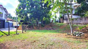 Land for Sale in Battaramulla Robert Gunawardena Mawatha