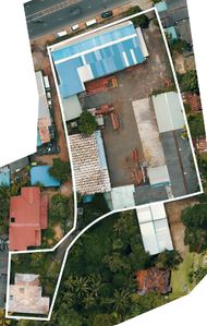 Gampaha - Yakkala Commercial Land with Two Story Building and House