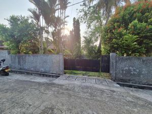 Valuable Land with House for Sale in Rajagiriya