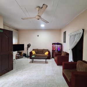 Valuable Land with House for Sale in Rajagiriya - Image 3