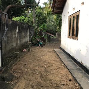 Land with House for Sale Welisara - Image 2