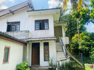 Land with House For Sale In Malabe