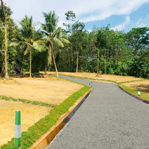 Several Valuable Land Plots For Sale in Padukka Waga - Image 3