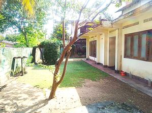 20 Perches Land with House for Sale in Dehiwala
