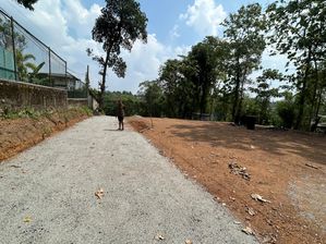 Land at Makola