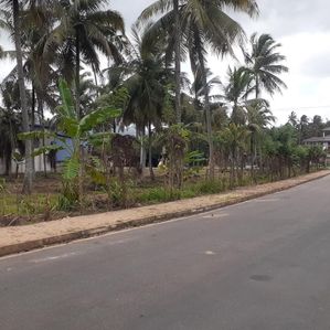 කුරුණෑගල නගරයට ළගීන්ම ඉඩමක් - Image 2