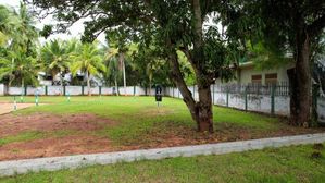 අනුරාධපුරයෙන් අගනා බිම් කොටස්