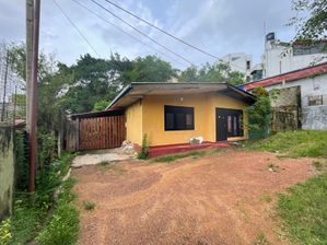 Valuable Land With House For Sale in Rajagiriya