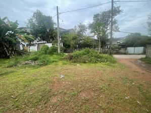 Residential Land for Sale in Navinna