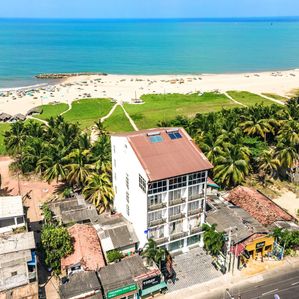 Beach Front Hotel for Sale Negombo - Image 3