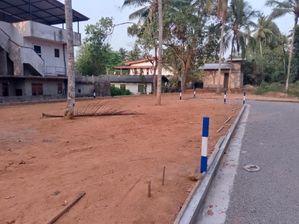 12 Perches Land For Sale in Padukka