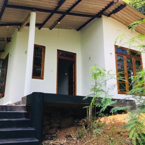 Land and House for Sale Naula Matale - Image 2