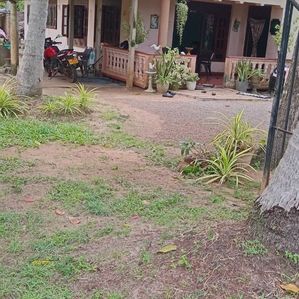 ඉඩමක් සමග නිවසක් විකිණීමට ඇත බෝපත්ගම - Image 2
